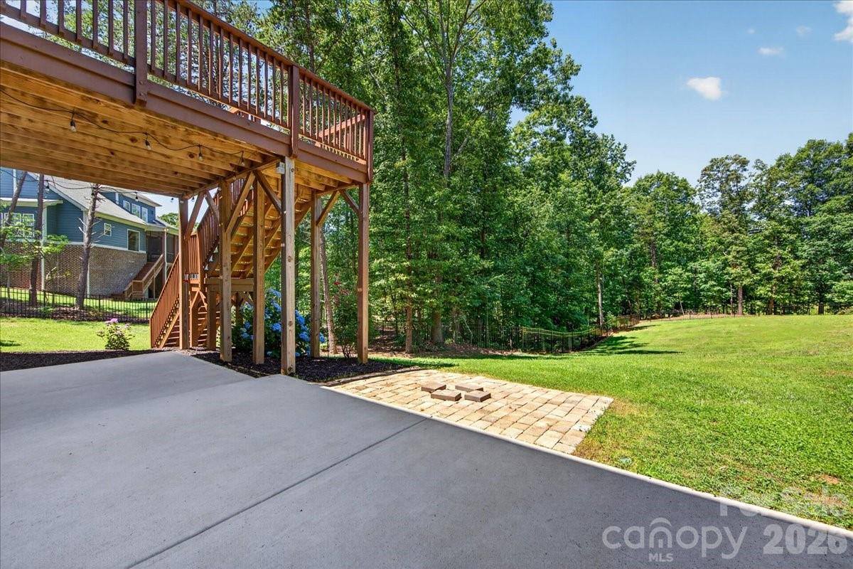 104 Broad Birch Drive, Davidson, NC 28036