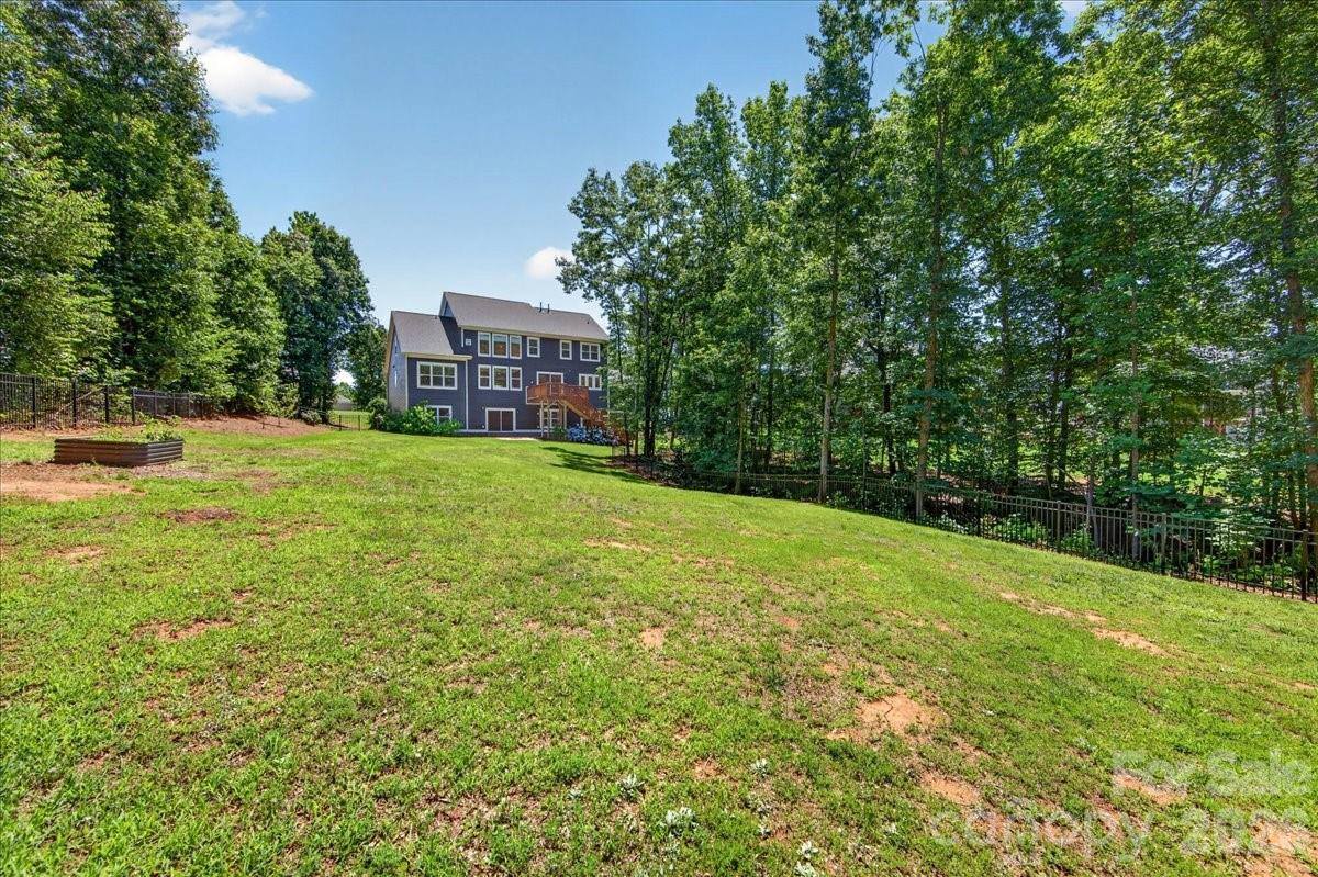 104 Broad Birch Drive, Davidson, NC 28036