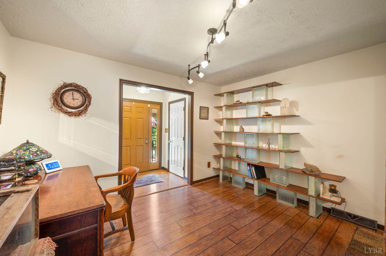 357 Mt Vista Drive, Lynchburg, VA 24504