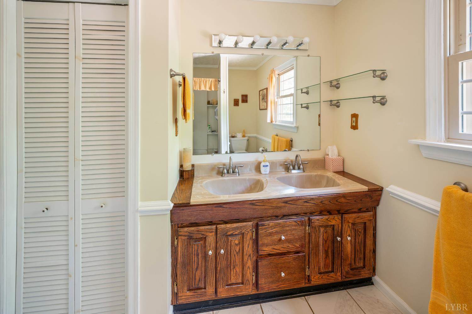 357 Mt Vista Drive, Lynchburg, VA 24504