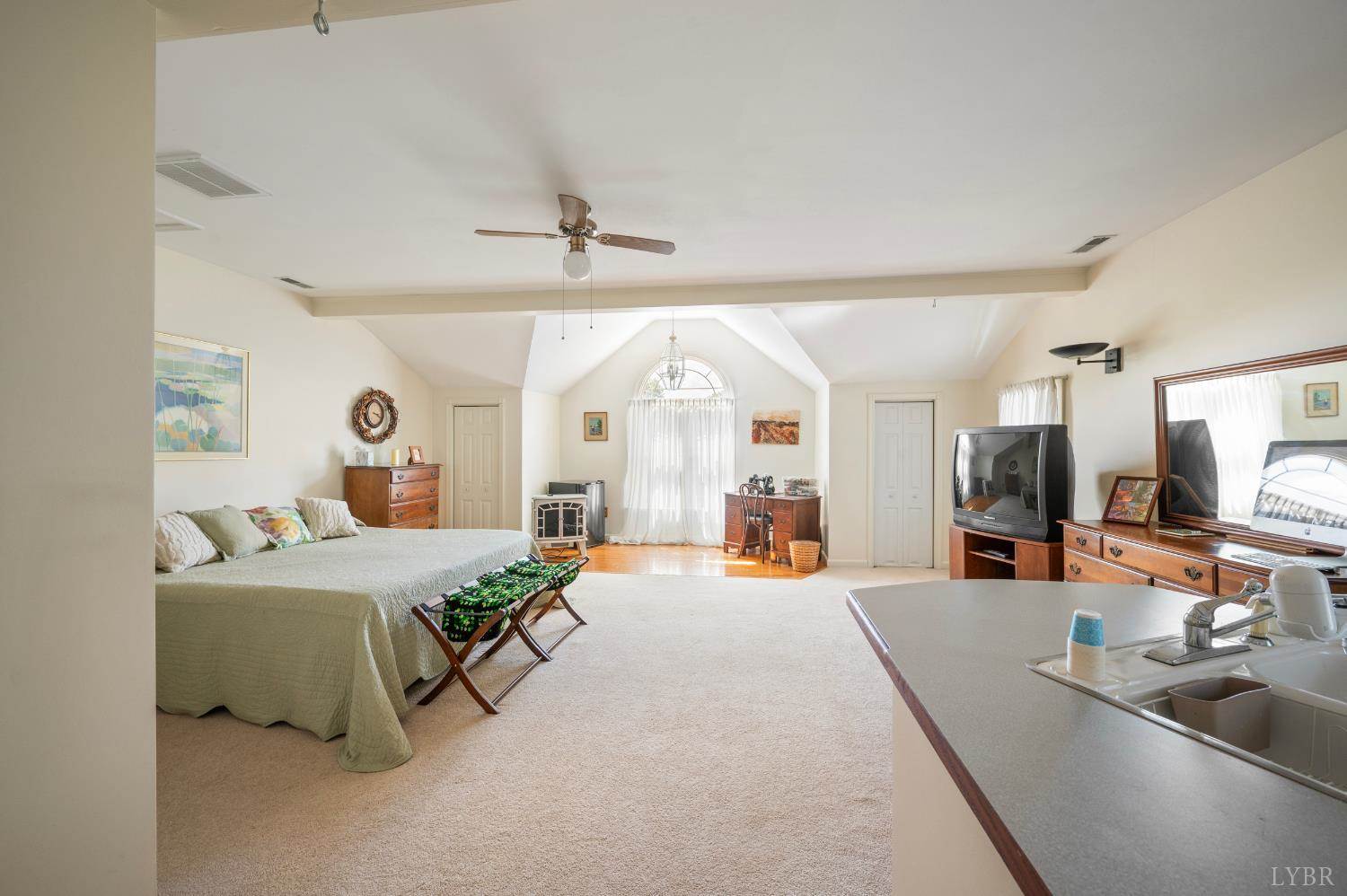 357 Mt Vista Drive, Lynchburg, VA 24504