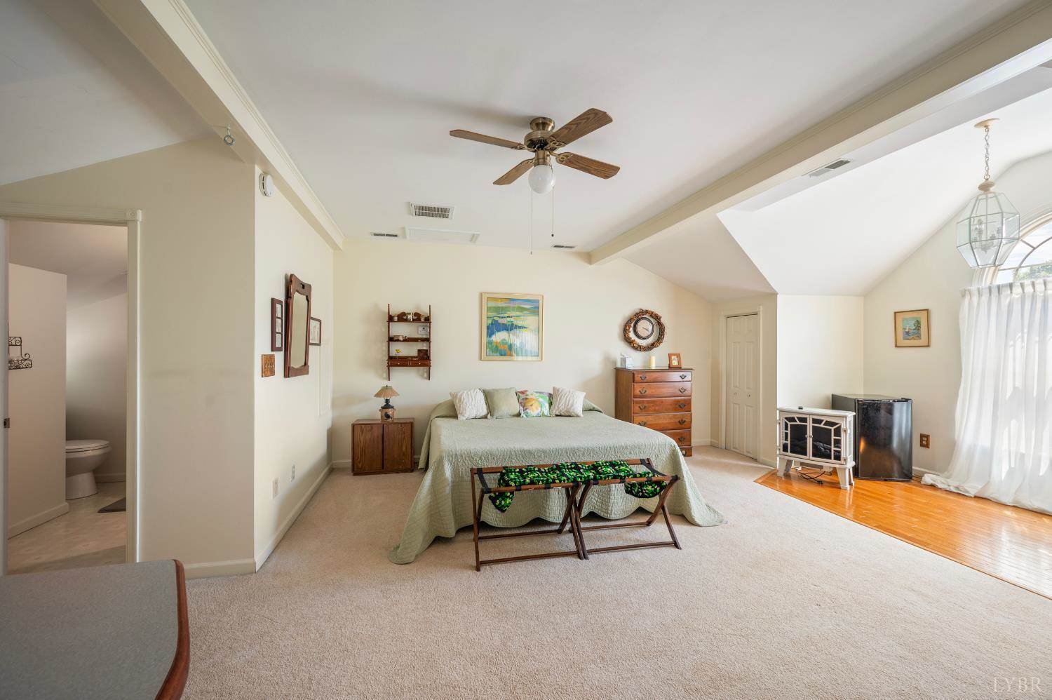 357 Mt Vista Drive, Lynchburg, VA 24504