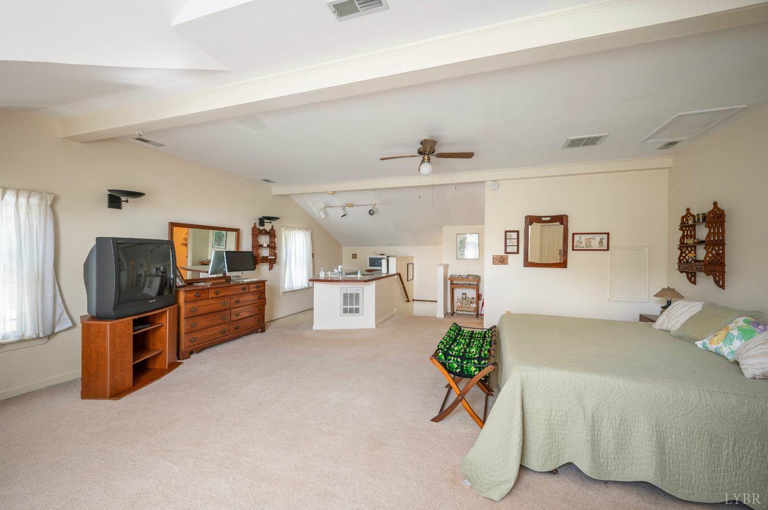 357 Mt Vista Drive, Lynchburg, VA 24504