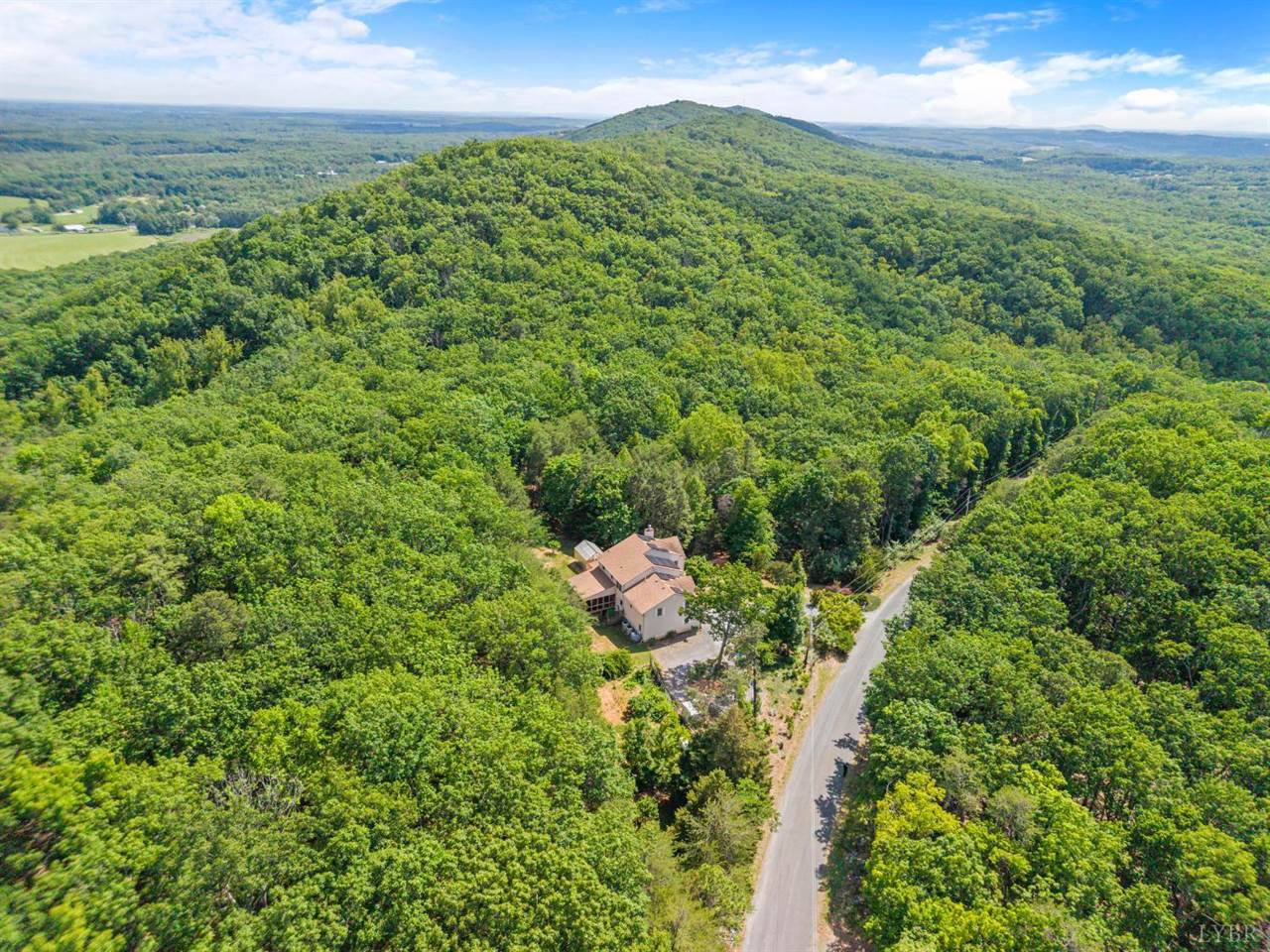 357 Mt Vista Drive, Lynchburg, VA 24504