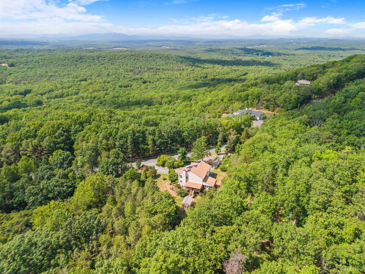 357 Mt Vista Drive, Lynchburg, VA 24504