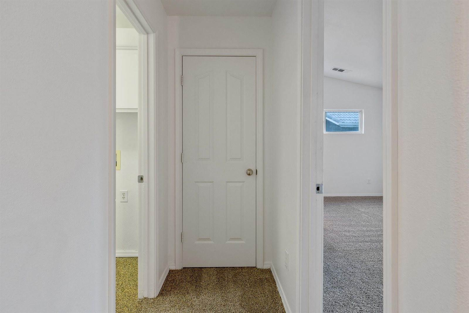 1350 South Grand Street, Visalia, CA 93292