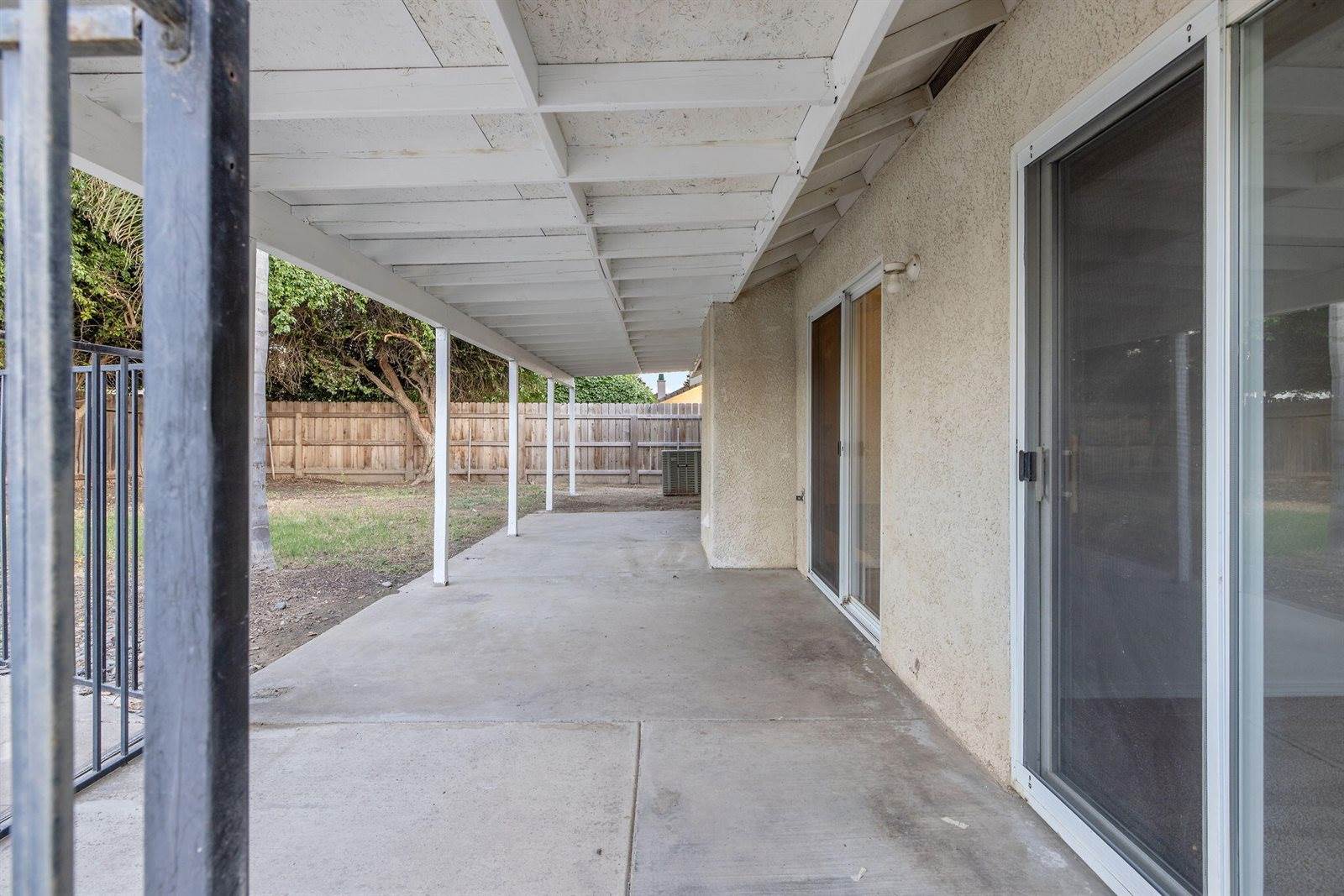 1350 South Grand Street, Visalia, CA 93292