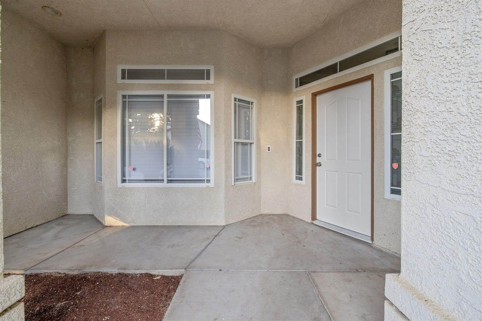 1350 South Grand Street, Visalia, CA 93292