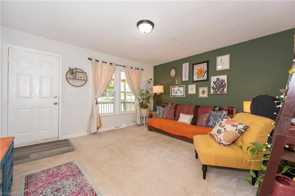 1656 Guilford Drive, Winston-Salem, NC 27127