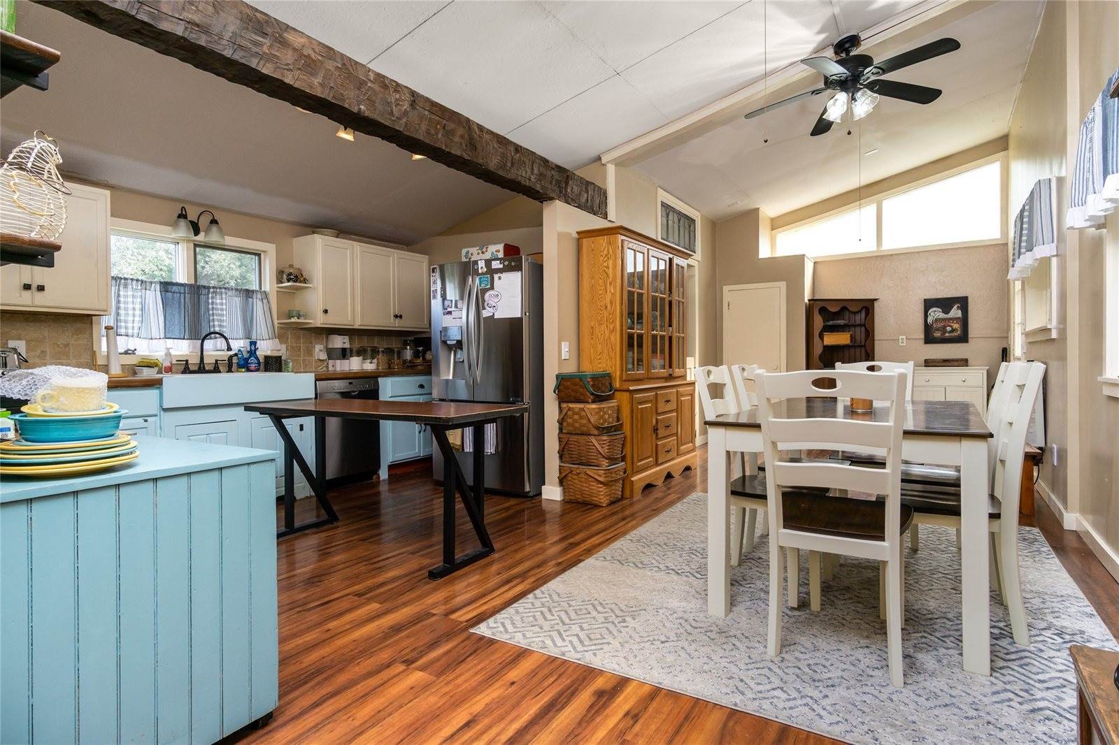 7335 Laurel Lake Road, Brackney, PA 18812