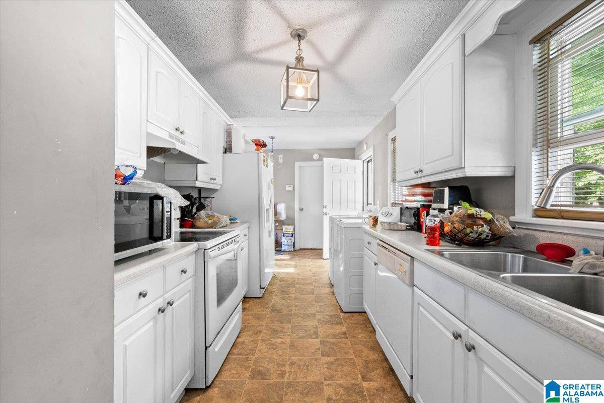 939 Shelton Street, Birmingham, AL 35215