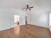 2711 North Peach Hollow Circle, Pearland, TX 77584
