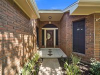 2711 North Peach Hollow Circle, Pearland, TX 77584