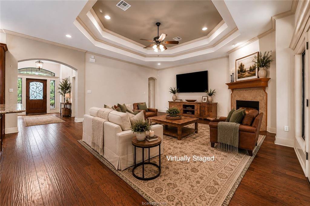 3926 Austins Estates Drive, Bryan, TX 77808