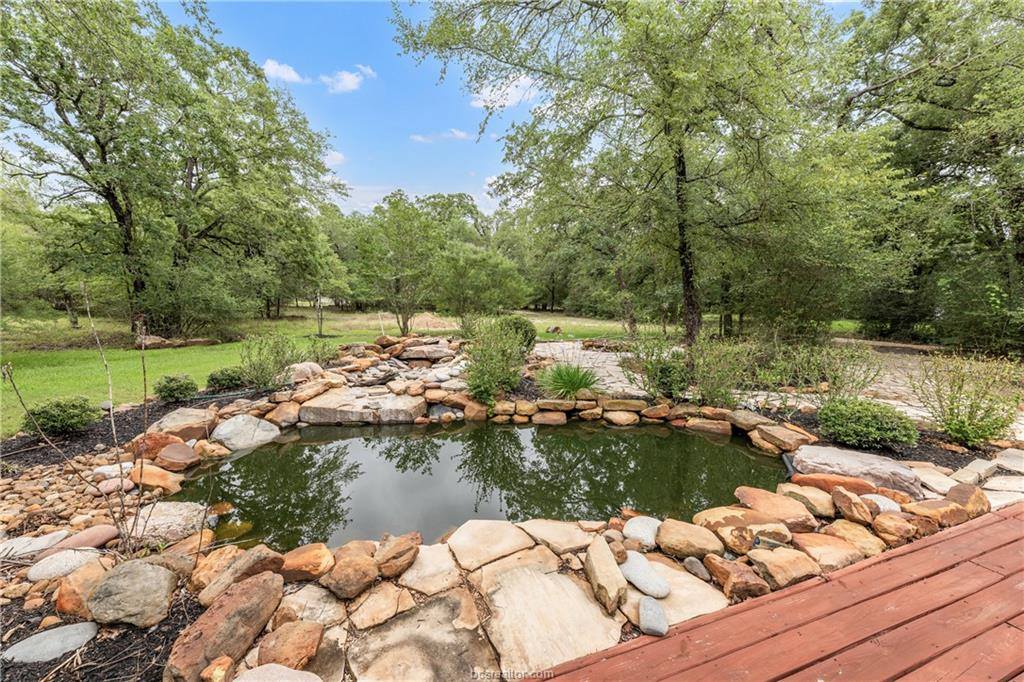 3926 Austins Estates Drive, Bryan, TX 77808