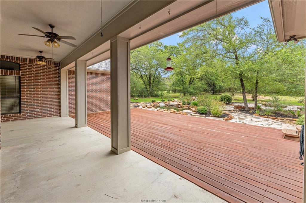 3926 Austins Estates Drive, Bryan, TX 77808