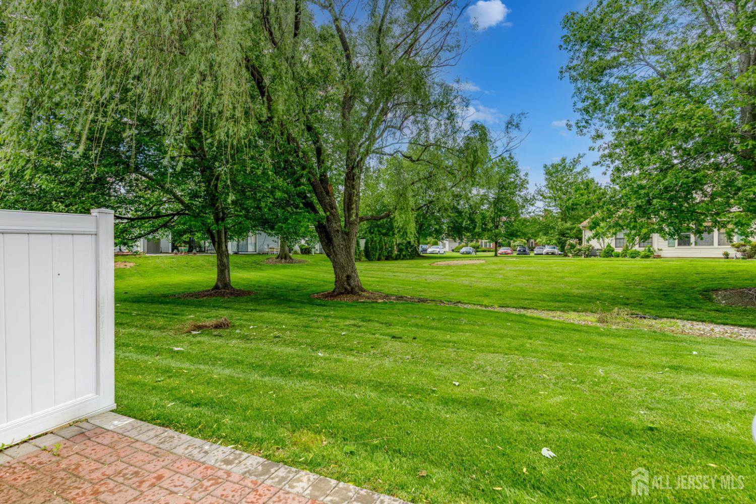 62 Wycoff Way East, East Brunswick, NJ 08816