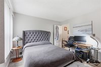 62 Wycoff Way East, East Brunswick, NJ 08816