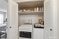 62 Wycoff Way East, East Brunswick, NJ 08816
