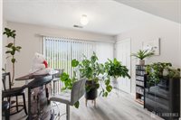 62 Wycoff Way East, East Brunswick, NJ 08816