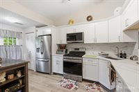62 Wycoff Way East, East Brunswick, NJ 08816