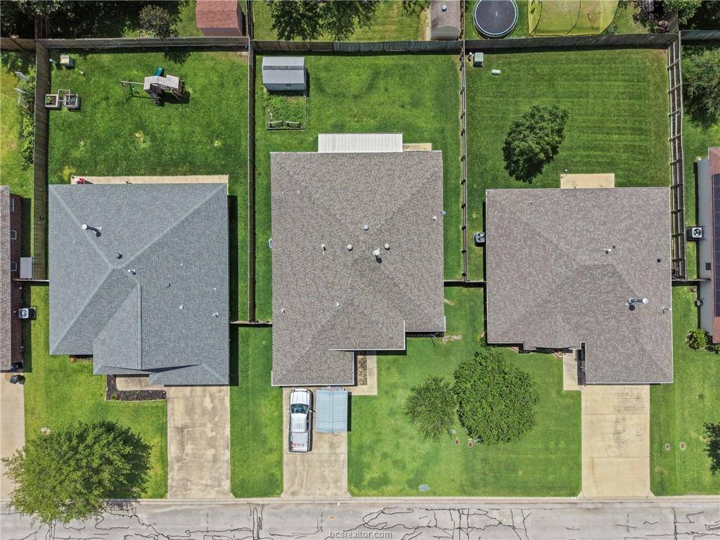 1208 Portsmouth Court, College Station, TX 77845