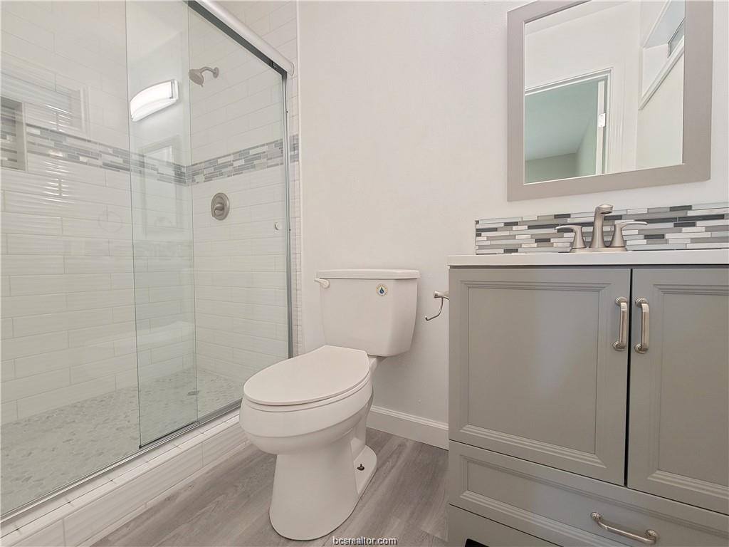 1409 Broadmoor Drive, Bryan, TX 77802