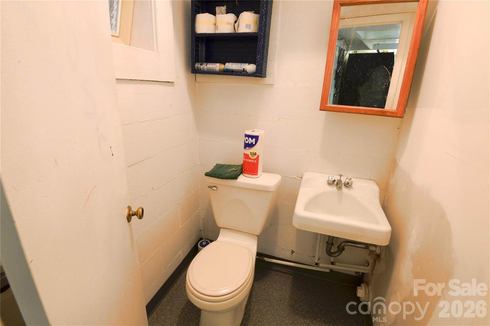 405 West State Street, Black Mountain, NC 28711