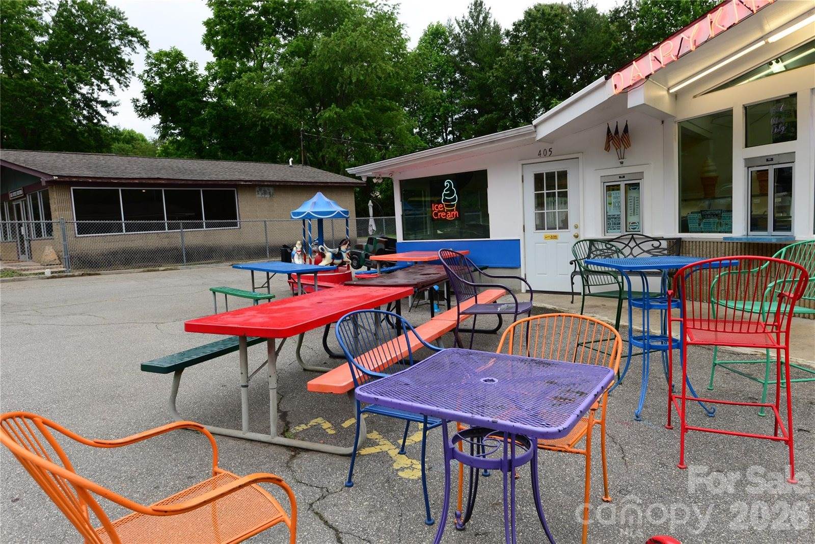 405 West State Street, Black Mountain, NC 28711