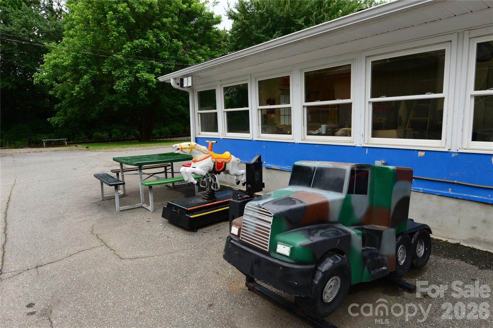 405 West State Street, Black Mountain, NC 28711