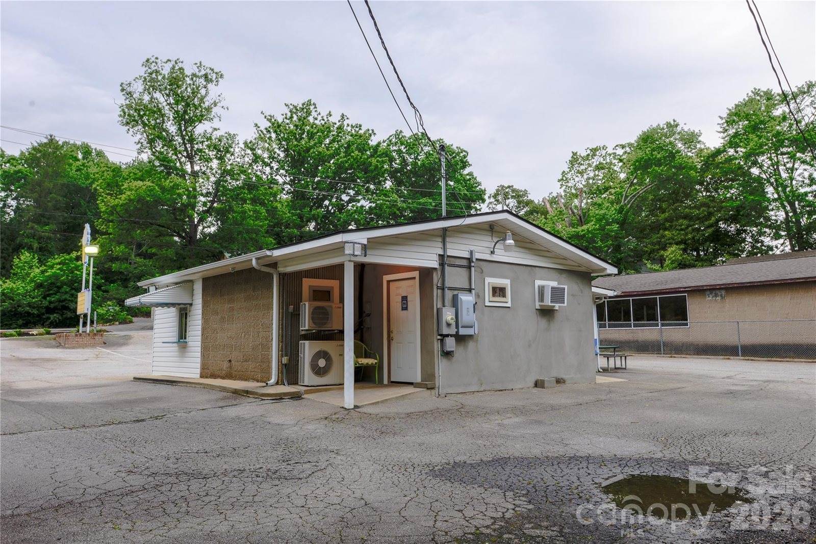 405 West State Street, Black Mountain, NC 28711