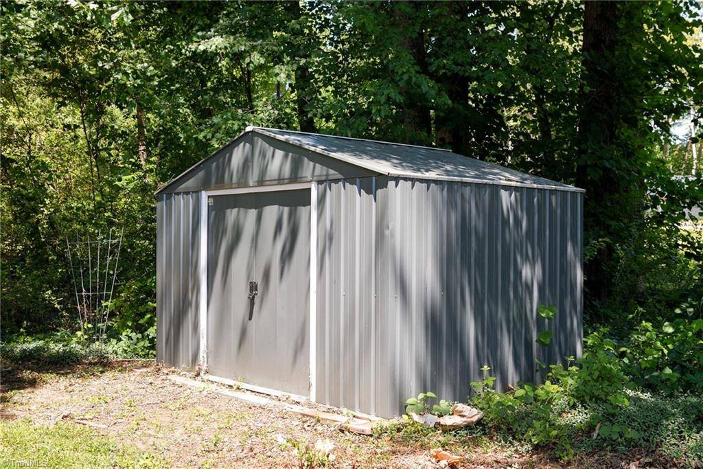 1625 US Highway 601, Yadkinville, NC 27055
