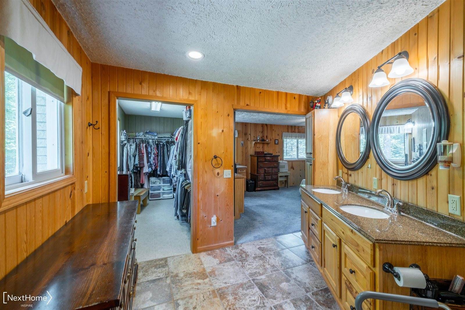 1557 W Eddy School Road, Bellaire, MI 49615