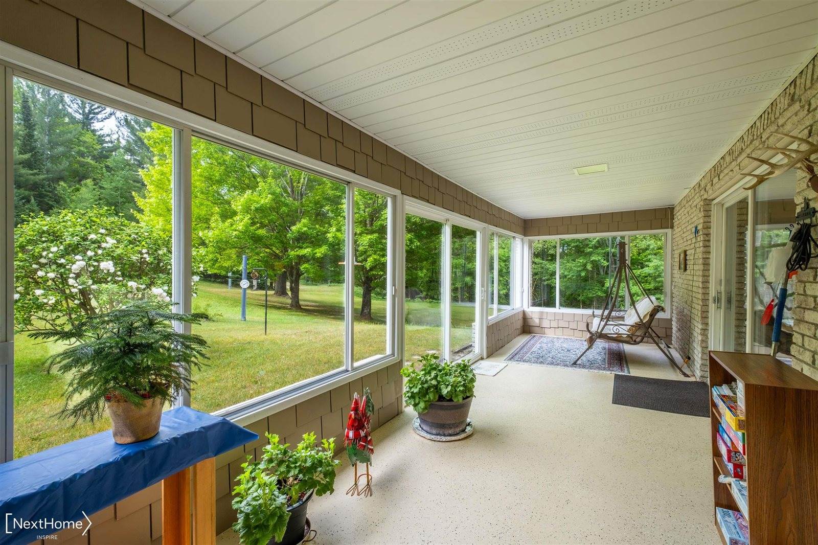1557 W Eddy School Road, Bellaire, MI 49615
