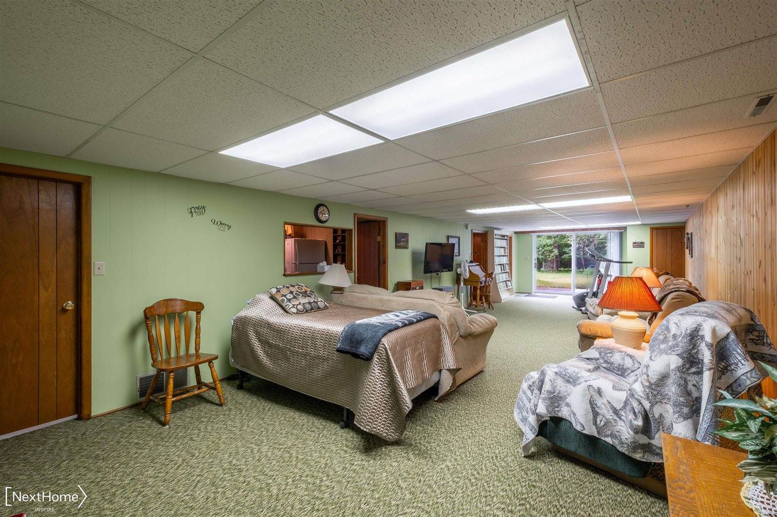 1557 W Eddy School Road, Bellaire, MI 49615