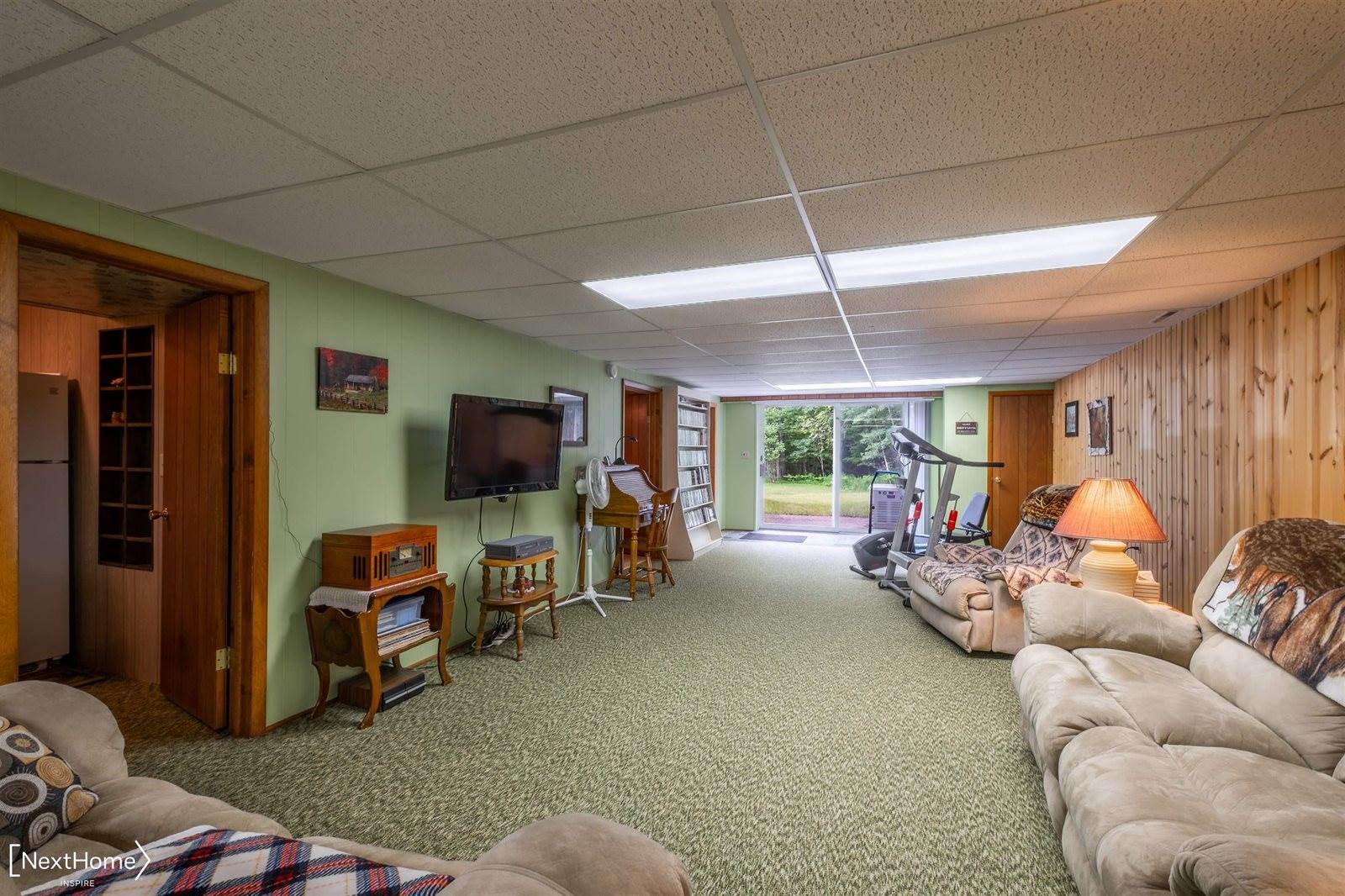 1557 W Eddy School Road, Bellaire, MI 49615