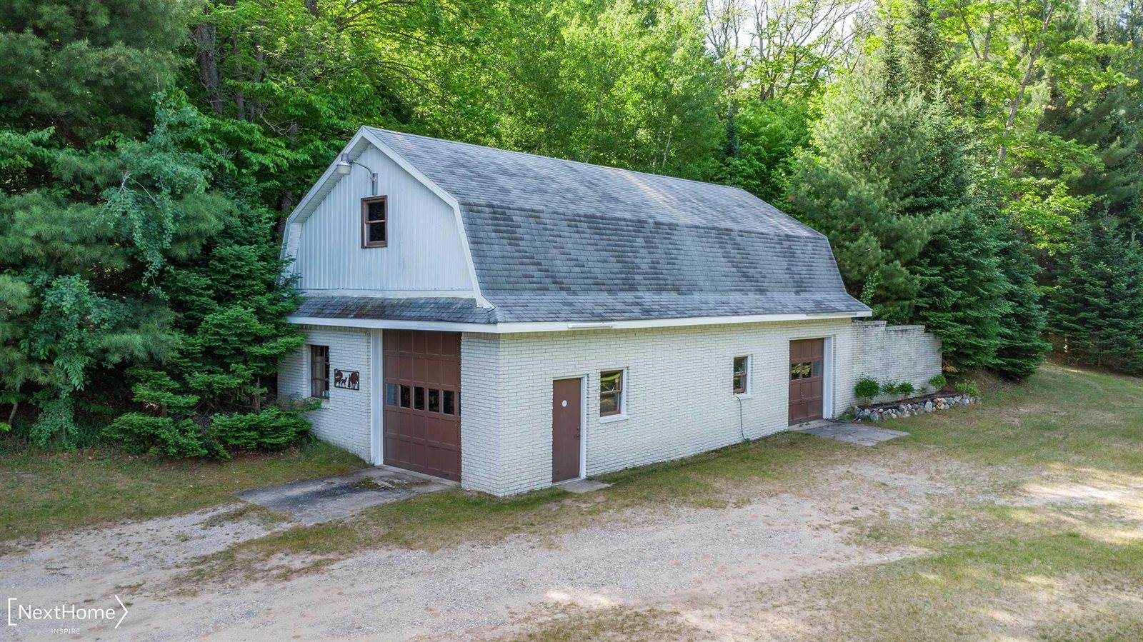 1557 W Eddy School Road, Bellaire, MI 49615