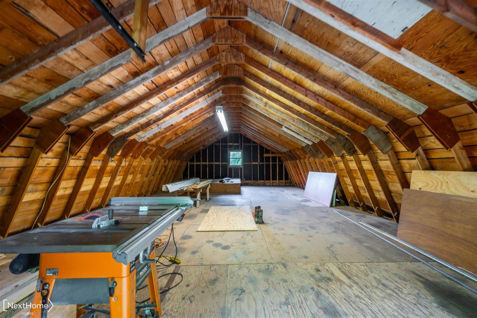 1557 W Eddy School Road, Bellaire, MI 49615