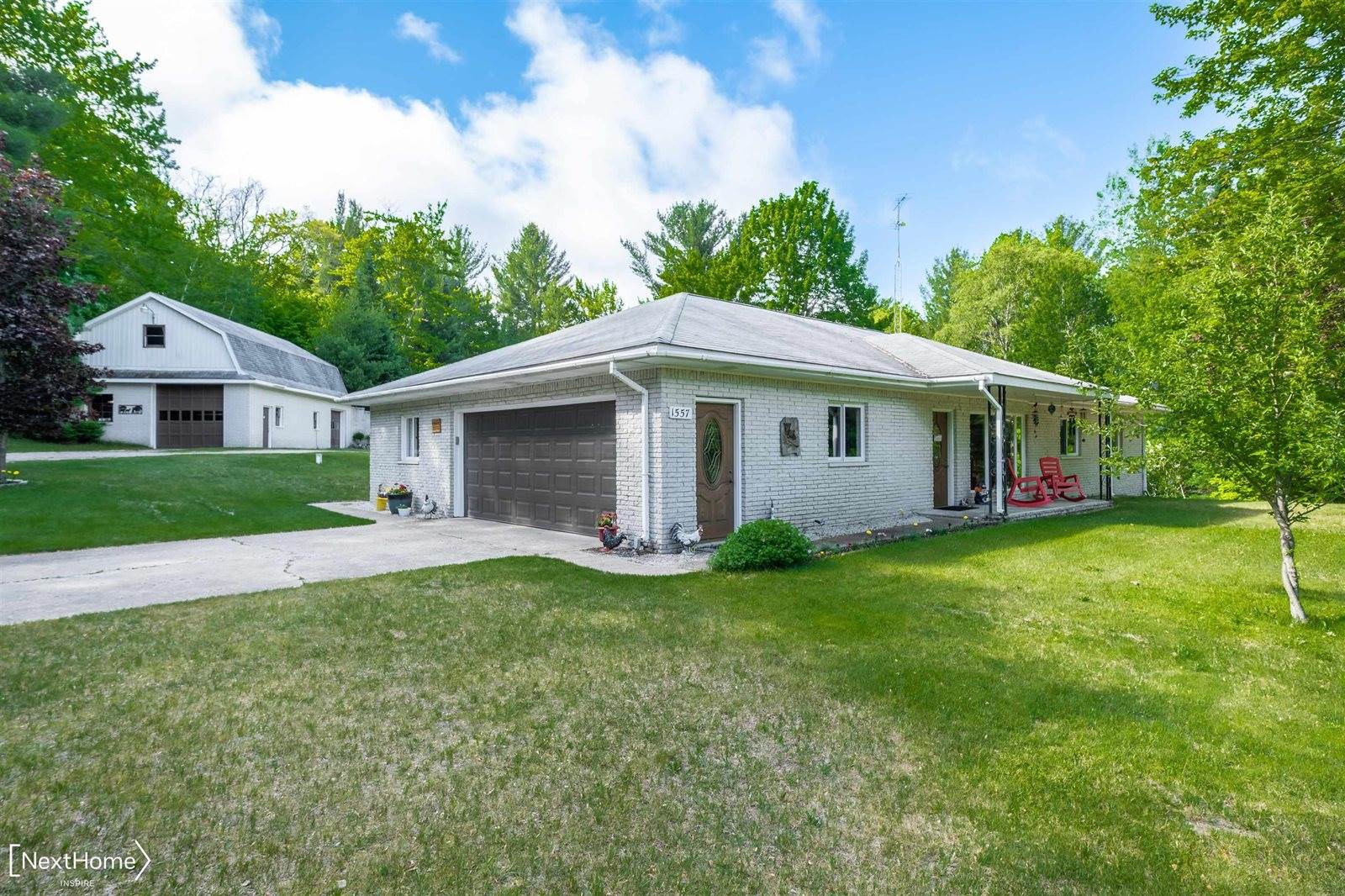 1557 W Eddy School Road, Bellaire, MI 49615