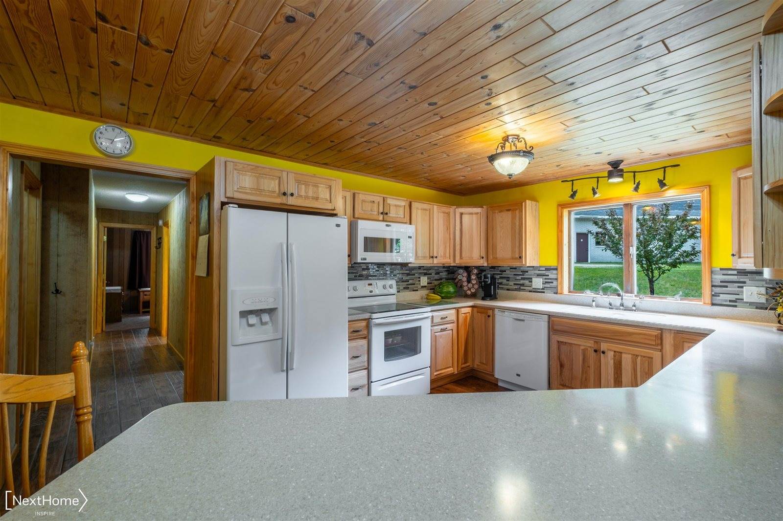 1557 W Eddy School Road, Bellaire, MI 49615