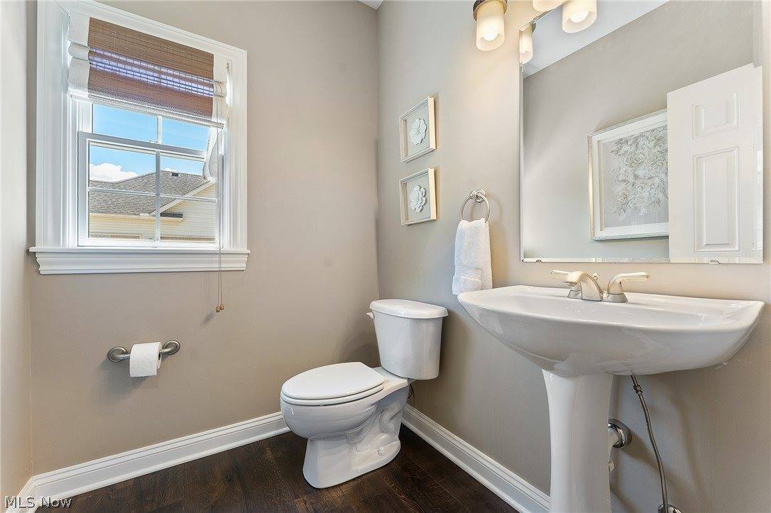 1325 Fox Den Trail, Canfield, OH 44406