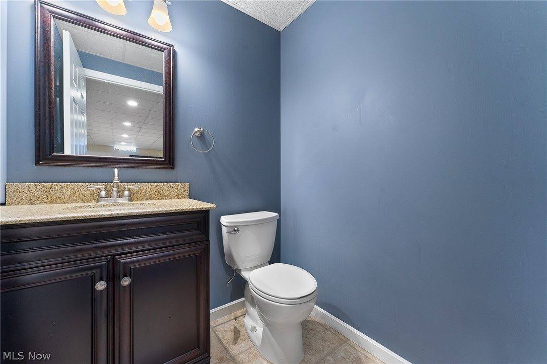 1325 Fox Den Trail, Canfield, OH 44406
