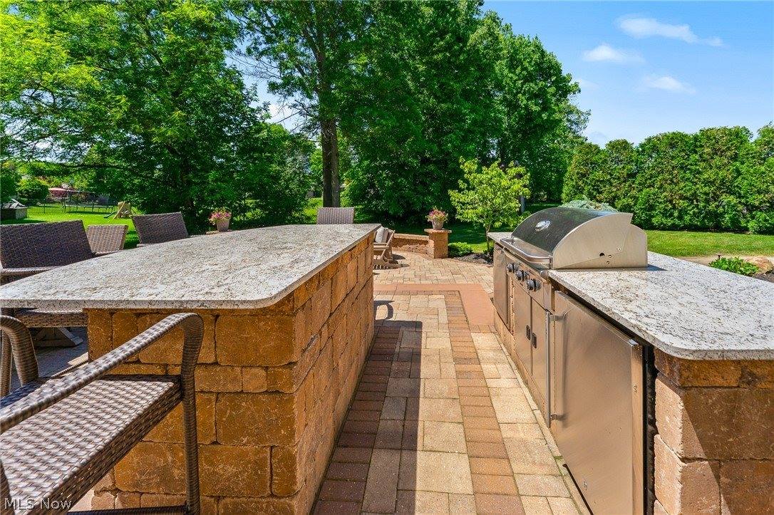 1325 Fox Den Trail, Canfield, OH 44406