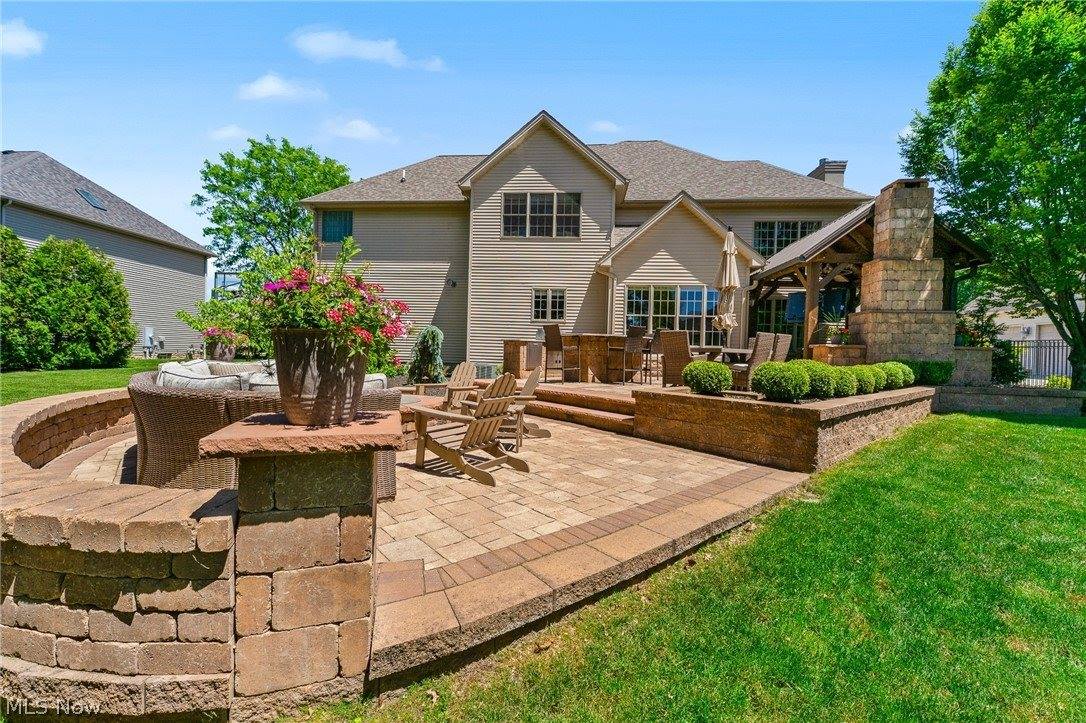 1325 Fox Den Trail, Canfield, OH 44406