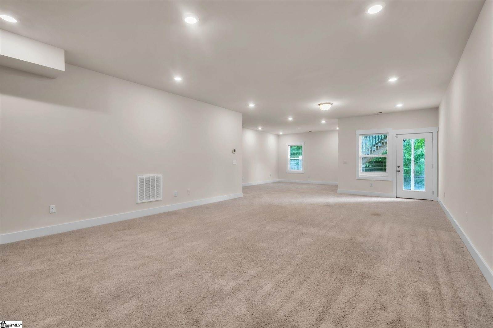 456 Jones Peak, Simpsonville, SC 29681