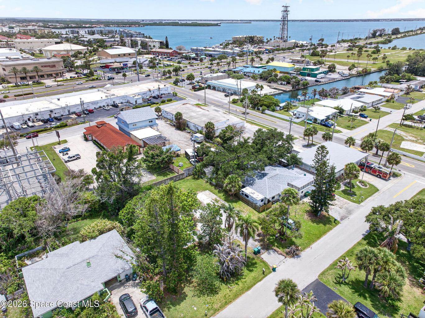 141 W Volusia Lane, Cocoa Beach, FL 32931