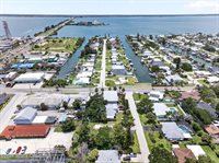 141 W Volusia Lane, Cocoa Beach, FL 32931