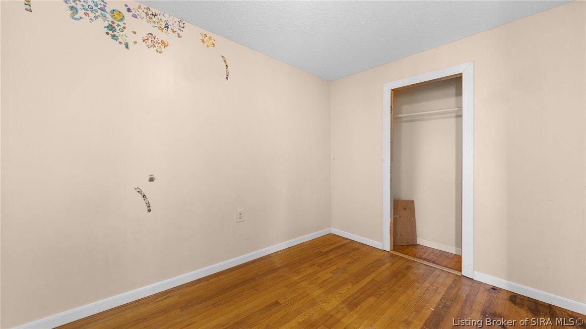 5329 Quarry Road, New Albany, IN 47150