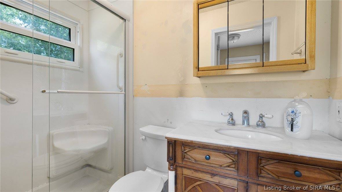 5329 Quarry Road, New Albany, IN 47150