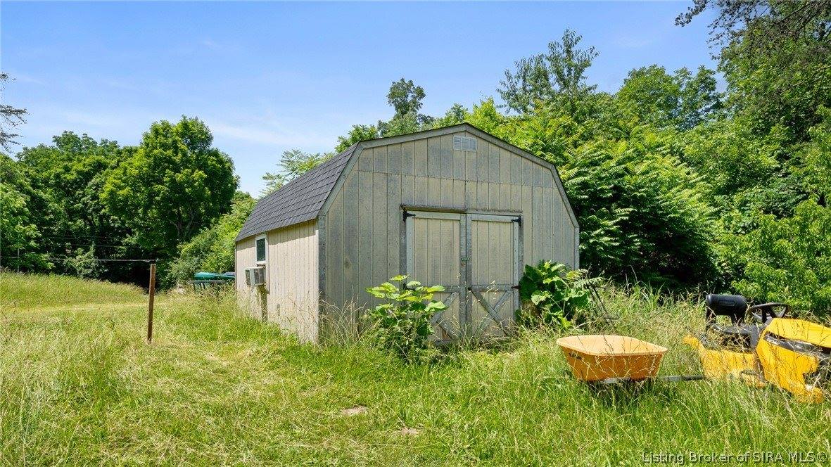 5329 Quarry Road, New Albany, IN 47150